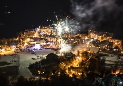 Descente aux flambeaux et feu d'artifice au Sauze - Descente aux flambeaux et feu d'artifice au Sauze