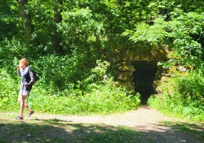 Les p'tits explorateurs et les légendes de la Fontaine de l'Ours_Crots