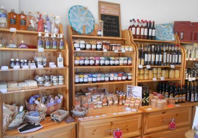 Dégustation de produits locaux à La Ferme aux Saveurs_Montclar - la Ferme aux Saveurs