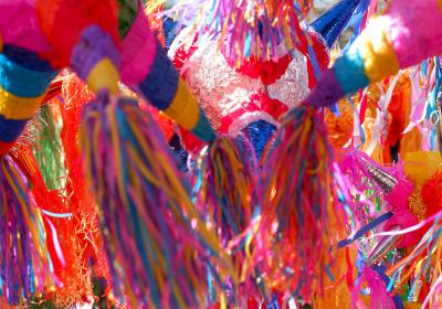 Atelier fabrication Piñatas - Piñatas mexicaines