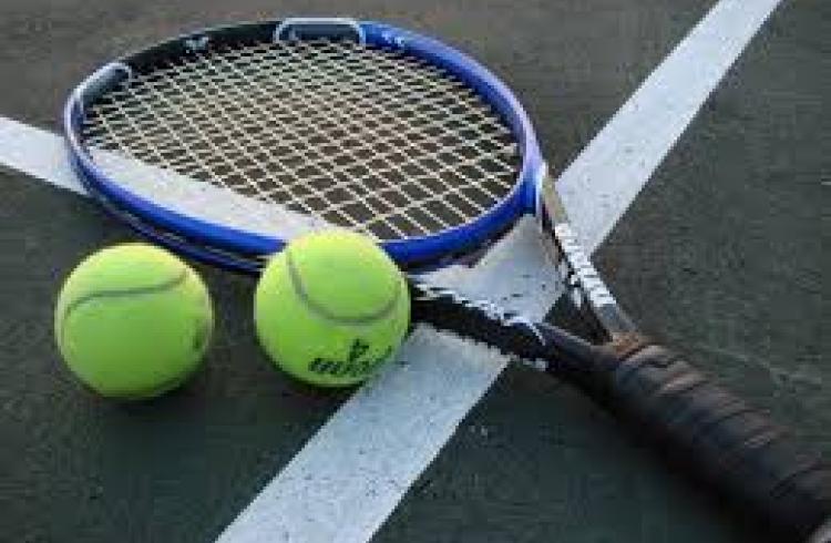 Association - USB Tennis et tennis de table_Seyne - raquettes de tennis et balles