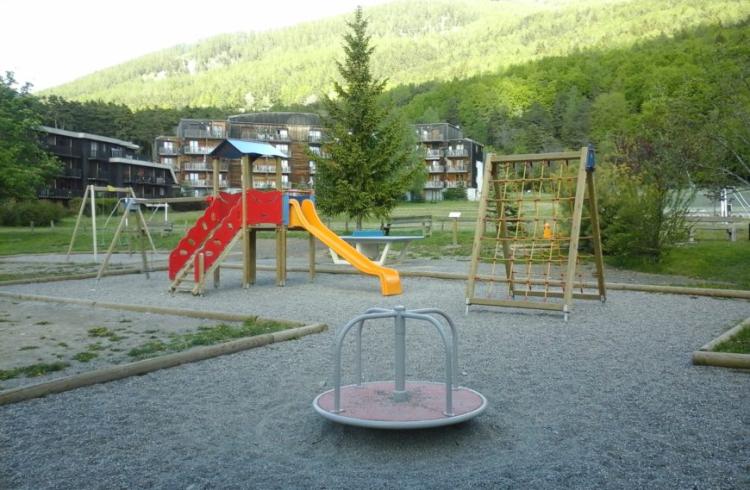 Aire de jeux - Aire de jeux