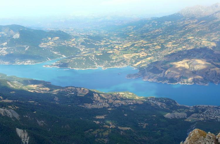Montée de Dormillouse - Panoramique_lac_de_Serre_Ponçon