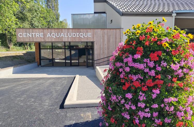 Centre Aqualudique de Seyne - Entrée extérieure