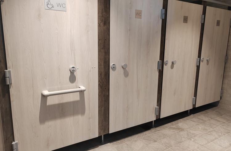 Piscine de Seyne - Vestiaires