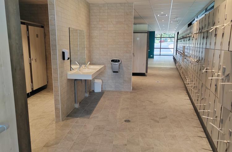 Piscine de Seyne - Vestiaires