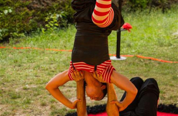 Un clown peut en cacher un autre_Embrun