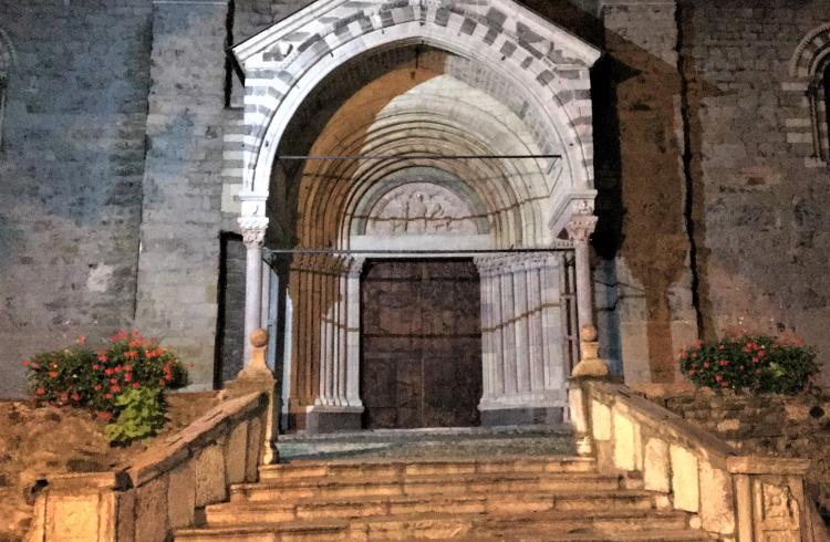 Visite nocturne, guidée et contée : Embrun d'ombre & de lumière_Embrun