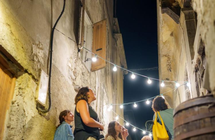 Visite nocturne guidée et contée : Paroles de guillestrins_Guillestre - Guillestre nocturne