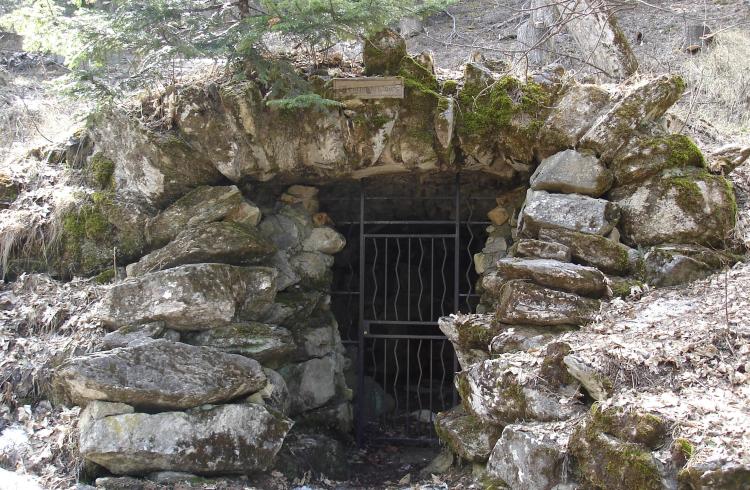 Les p'tits explorateurs et les légendes de la Fontaine de l'Ours_Crots