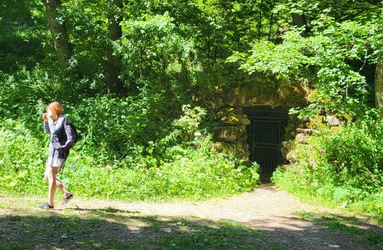 Les p'tits explorateurs et les légendes de la Fontaine de l'Ours_Crots