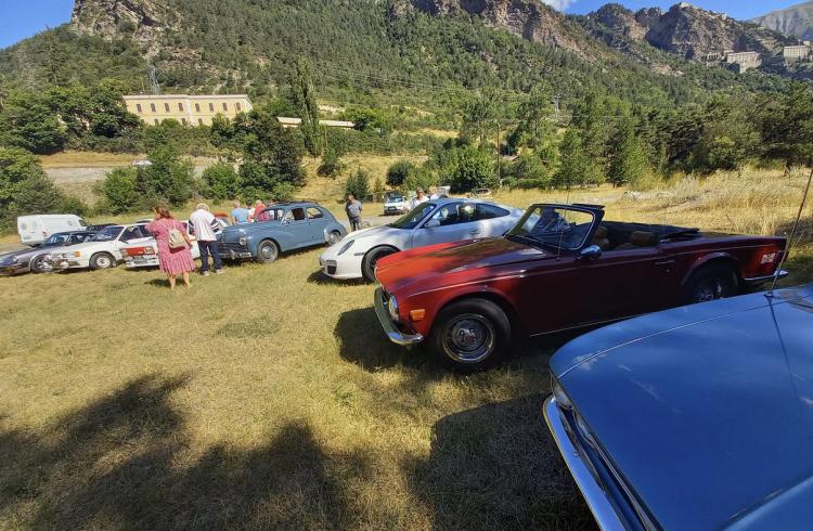 5e Rassemblement auto, moto, cyclo anciens les Déjantés d'Ubaye - La Condamine-Châtelard - Rassemblement auto, moto, cyclo anciens les Déjantés d'Ubaye