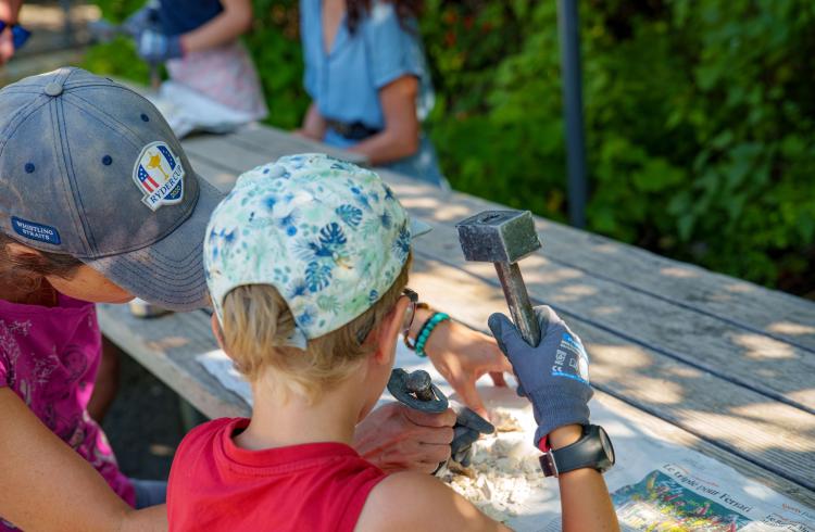 Enquête animée : Les mystères de l'île rose_Saint-Crépin - Saint-Crépin mystères