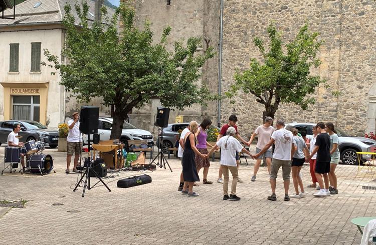 Danses et musiques traditionnelles - Le Lauzet-Ubaye - Danses et musiques traditionnelles