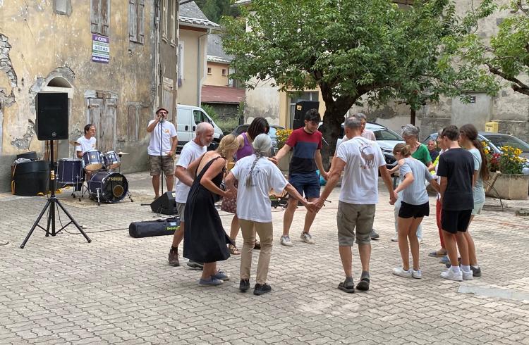Danses et musiques traditionnelles au Lauzet-Ubaye - Danses et musiques traditionnelles au Lauzet-Ubaye