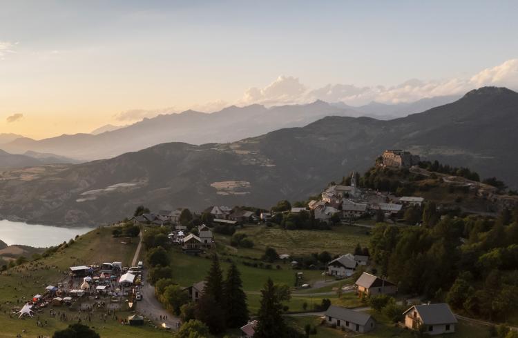Marché nocturne et concert_Ubaye Serre-Ponçon