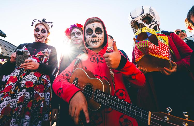 Concours du plus beau déguisement de la Fête des Morts - Concours du plus beau déguisement de la Fête des Morts