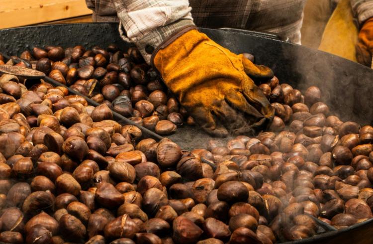 Noël à Seyne-les-Alpes_Seyne - chataignes grillées