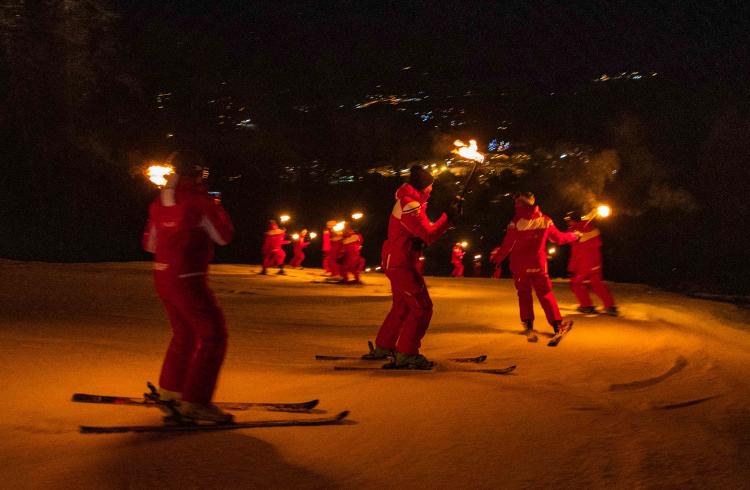Descente aux flambeaux des enfants - Le Sauze