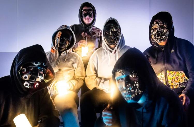 “Rakont l'amour entre quatre murs” - Documentaire et exposition - Jausiers