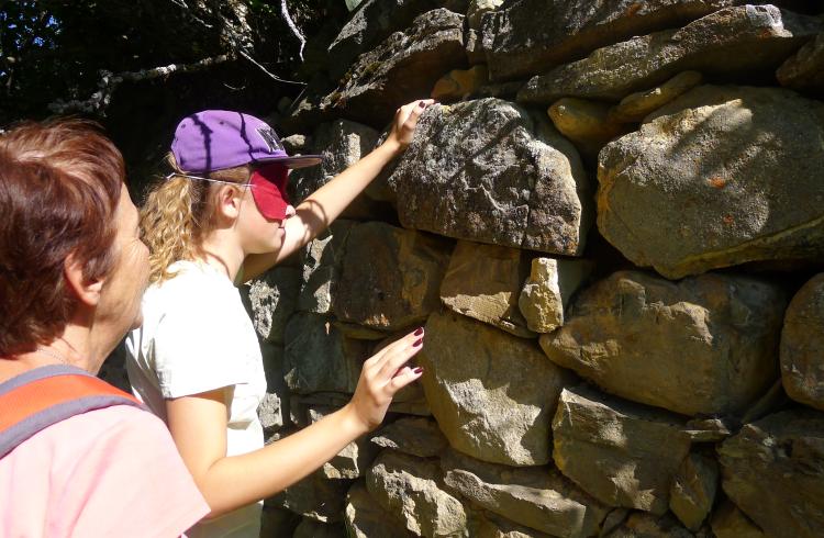 Les petits explorateurs et les terrasses d'Hercule_Réallon