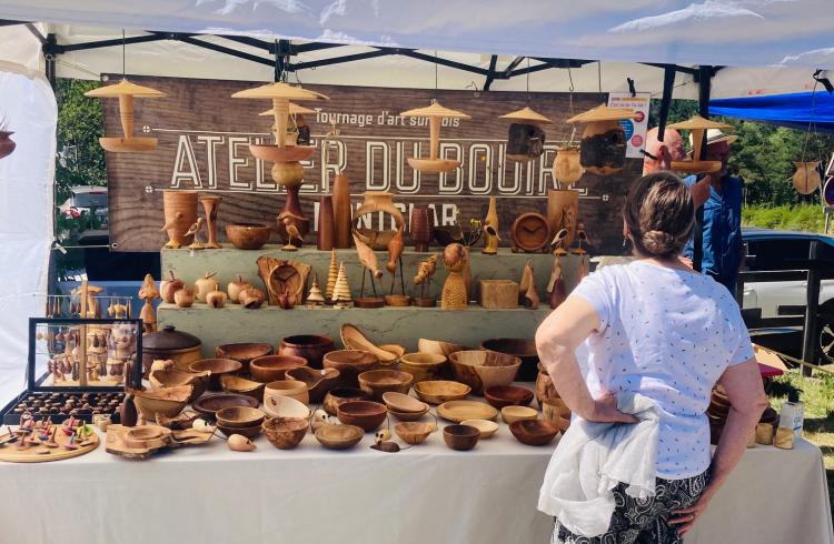 Marché et ateliers découverte artisanat bois - Méolans-Revel