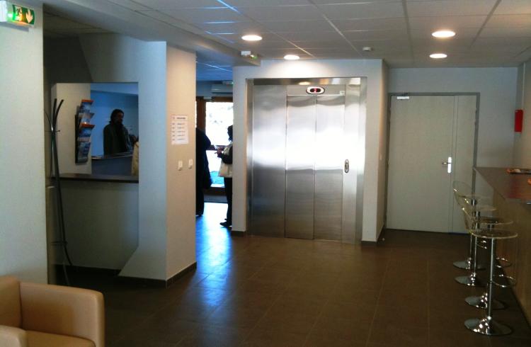 Résidence Les Blanches Provençales - Entrée Immeuble