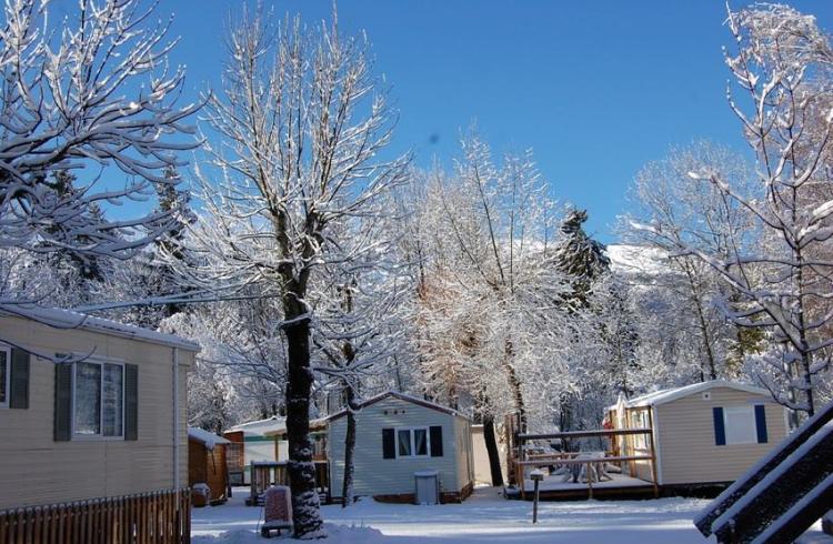 Camping Caravaneige de La Blanche**_Seyne