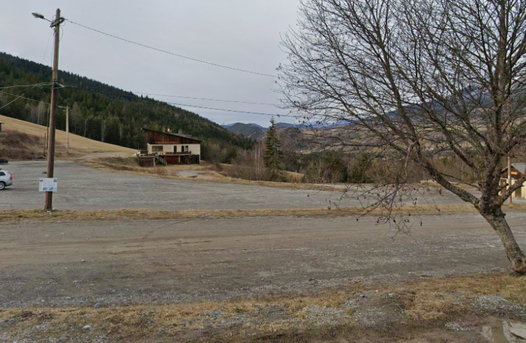 Aire de stationnement pour Camping-car Le Grand-Puy_Seyne