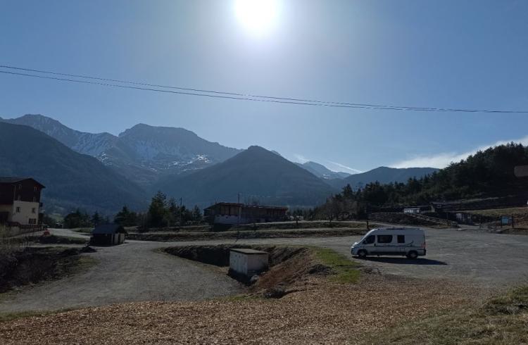 Aire de stationnement pour Camping-car Le Grand-Puy_Seyne - Aire de stationnement pour Camping-car Le Grand-Puy