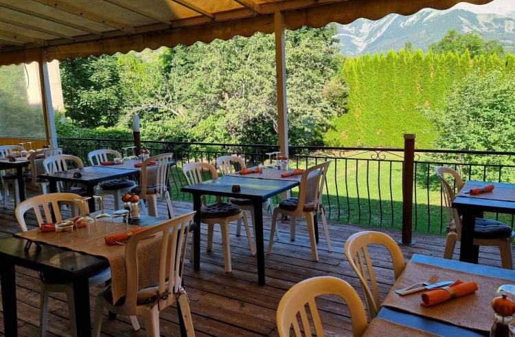 Hôtel le Vieux Tilleul - terrasse du restaurant