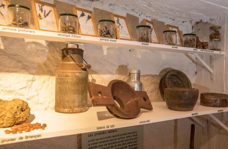 Musée de Saint-Paul-sur-Ubaye - Outils, gestes et travaux - Musée de Saint-Paul-sur-Ubaye - Outils, gestes et travaux