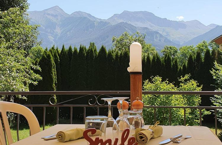 Restaurant Le "Vieux Tilleul", La table - Terrasse