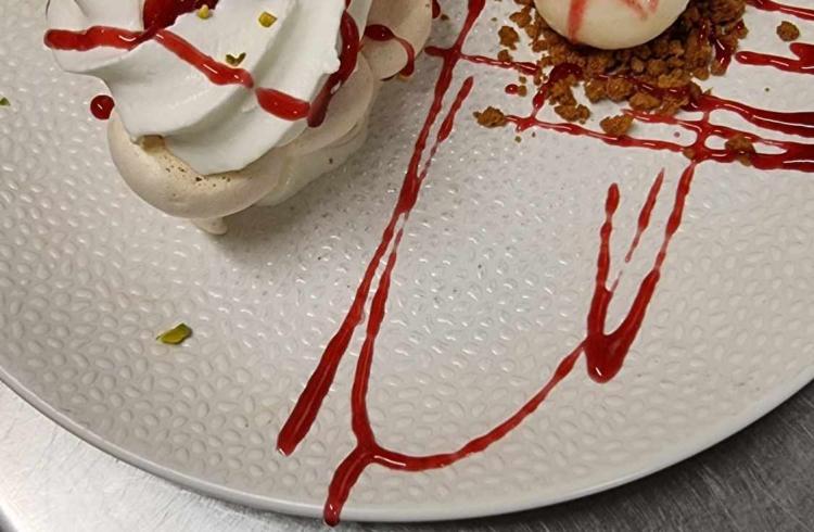 Restaurant Le "Vieux Tilleul", La table - La Pavlova