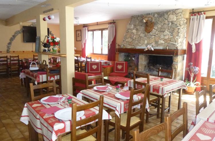 Hôtel restaurant le Blanchon - Salle de restaurant