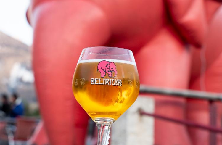 Image - apéro éléphant rose
