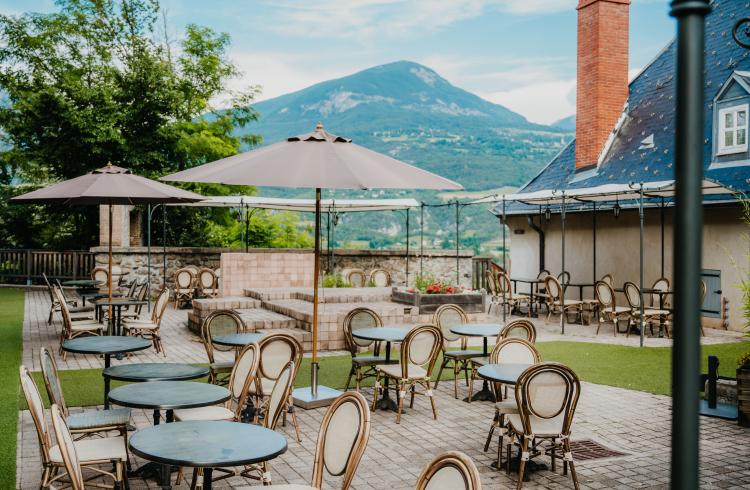 Hôtel Restaurant Spa La Robéyère EMBRUN - Hôtel Restaurant Spa La Robéyère EMBRUN